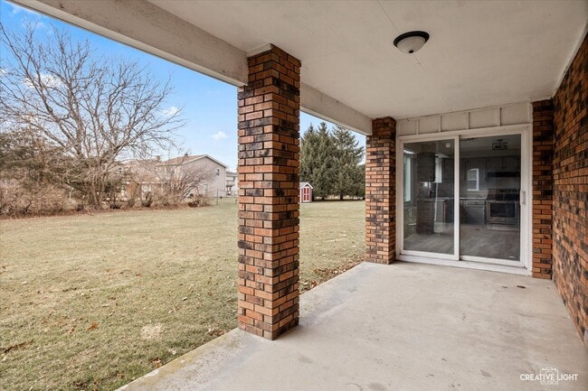 Building Photo - 1641 Park Ave