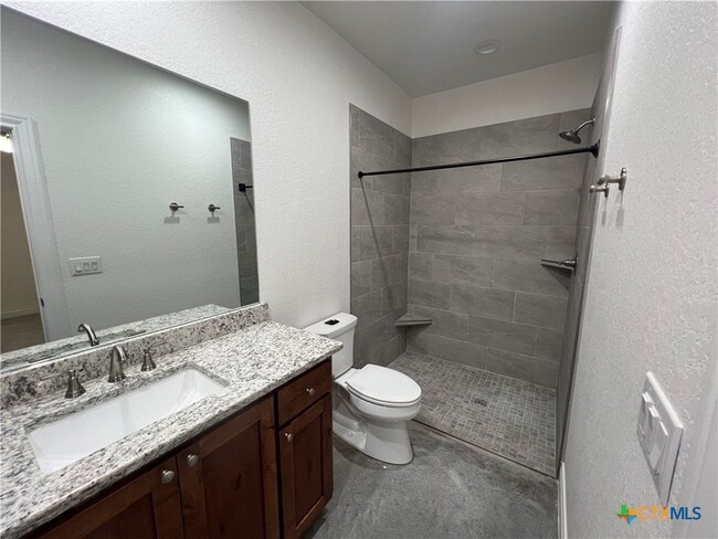 Building Photo - 274 Kerlick Ln