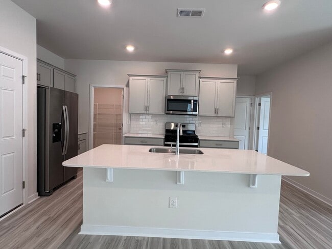 Building Photo - Brand-New 5-Bedroom Home in the Hamptons at Hickory with Modern Upgrades & Move-In Ready Comfort