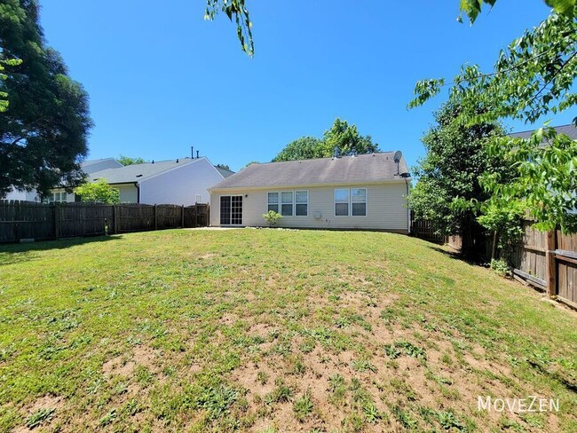 Building Photo - 6032 Saybrooke Dr