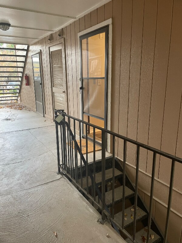 Building Photo - 1535 Terrell Mill Pl SE