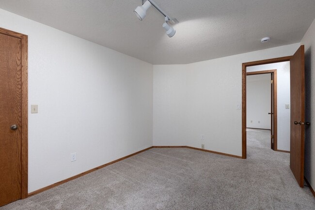 Building Photo - Charming 3-Bedroom Duplex Minutes from JBL...