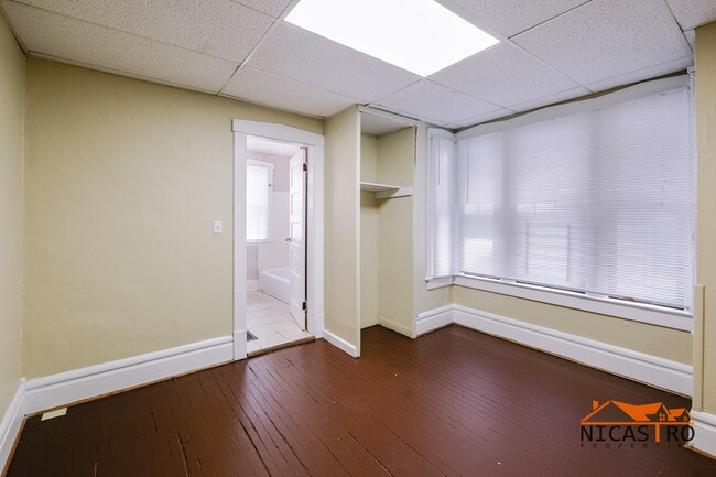 Building Photo - 1600 N 4th St