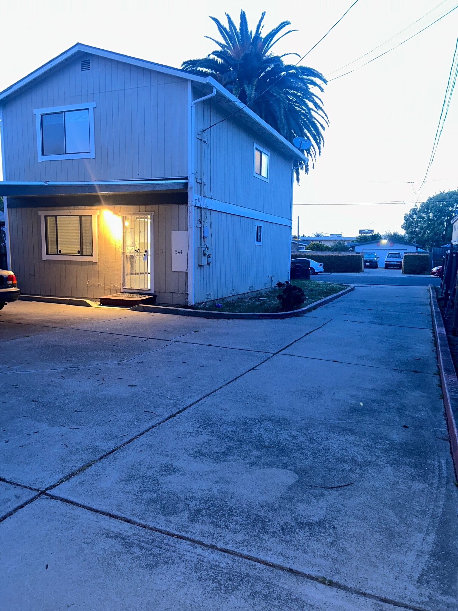 Building Photo - 544 Tehama Ave