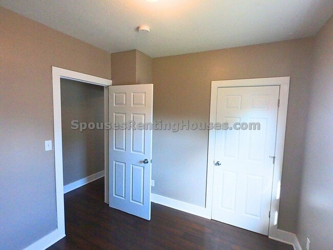 Building Photo - 1402-1404 Charles Street - 1404