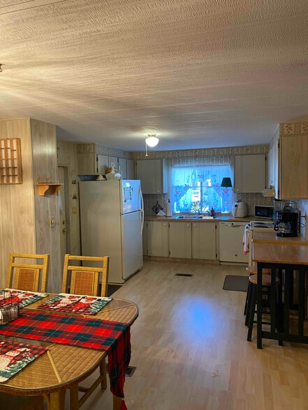 Building Photo - 8775 20th St