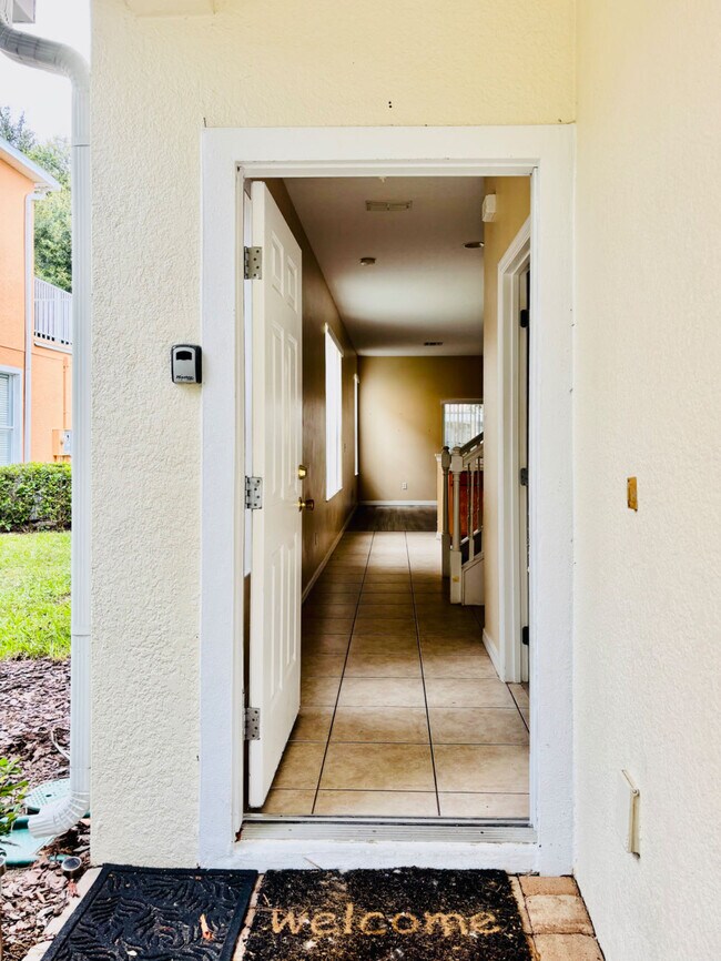 Building Photo - 1707 Retreat Cir