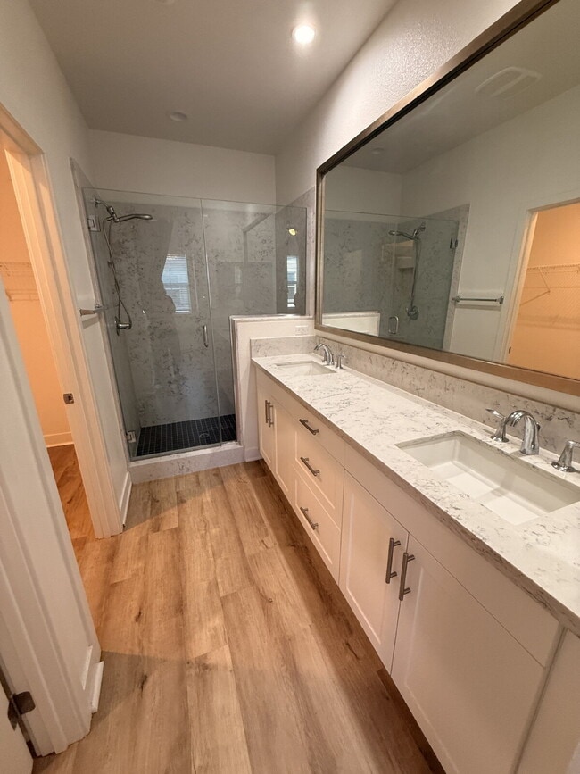 Building Photo - $3,900 - 3 Bed/ 3 Bath Modern Townhome in Santee