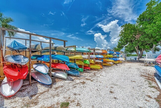 Building Photo - LUXURY LONGBOAT LIVING AT IT’S FINEST! AVA...