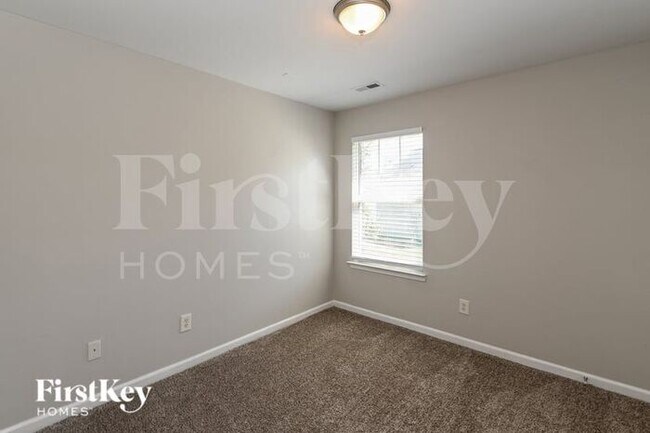 Building Photo - 4310 Cochran Farm Ln