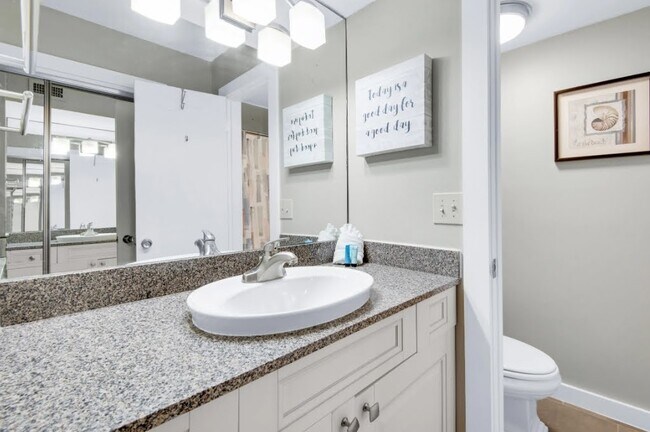 Building Photo - 166 Sandpiper Bay