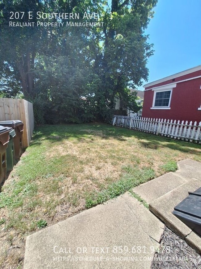 Building Photo - 207 E Southern Ave