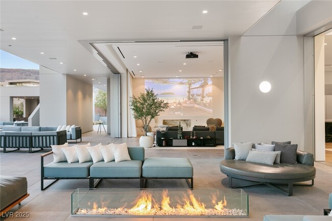 Building Photo - 14 Magic Stone Ln