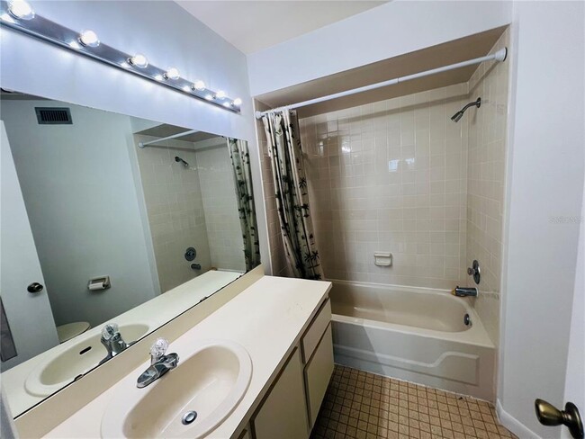 Building Photo - 4045 Atrium Dr
