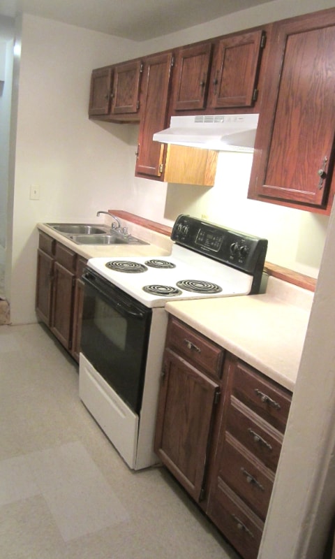 Building Photo - 2615 Polk St NE