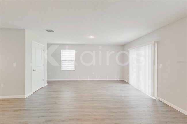 Building Photo - 4451 SW 85 Ln