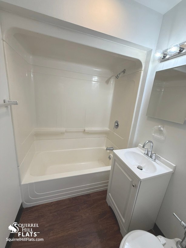 Building Photo - 5710 Phillips Ave