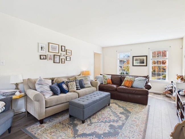 Building Photo - 7016 Tulane Ave