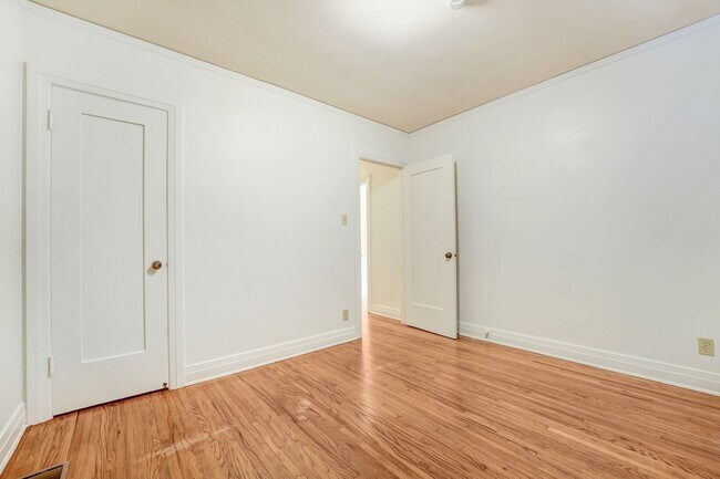 Building Photo - Charming Apartment in Venice