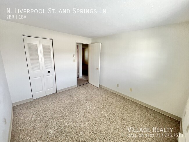 Building Photo - 220 Elizabeth Ln