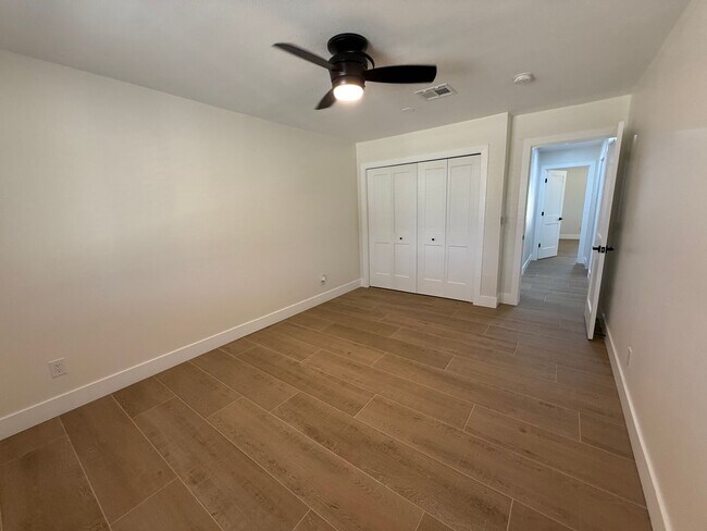 Building Photo - Cave Creek Horse Property