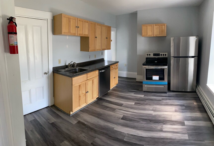 Kitchen all stainless appliances - 65 Fern St