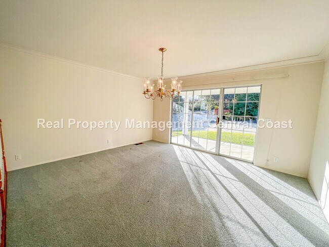 Building Photo - 1790 Martingale Ave