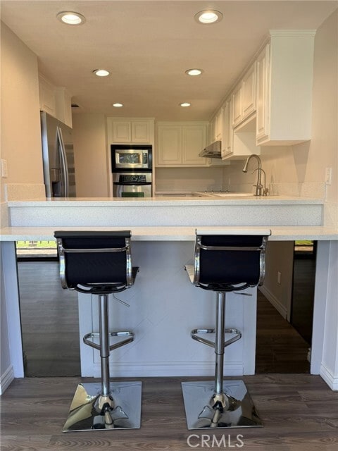 Building Photo - 5555 Canyon Crest Dr