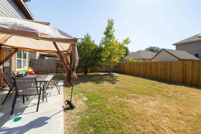 Building Photo - 104 Bufflehead Ln