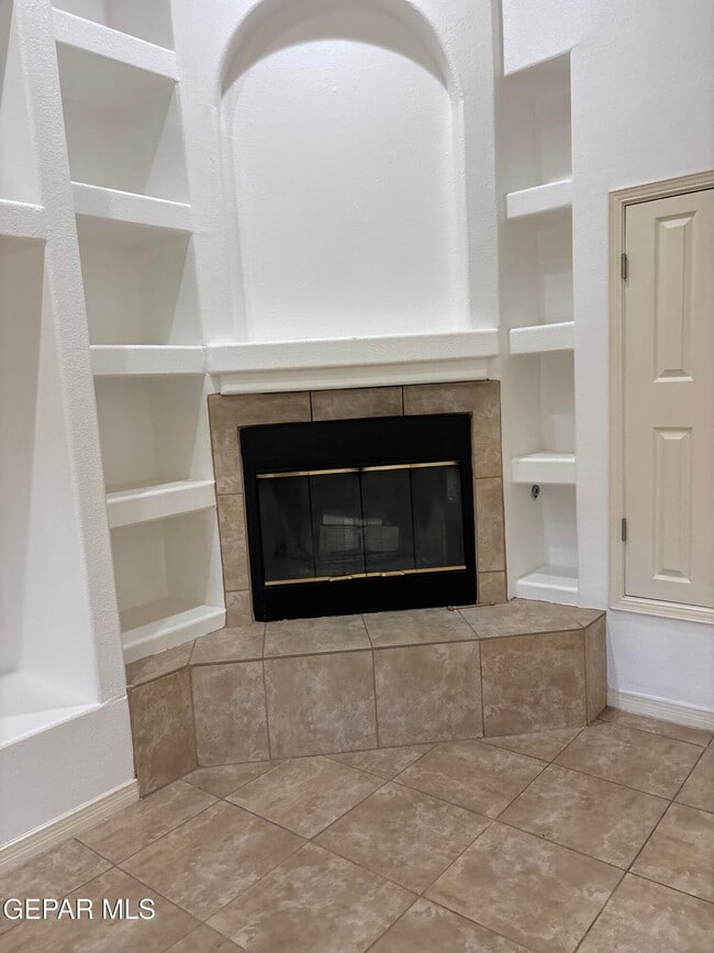 Building Photo - 717 Cinnamon Teal Cir