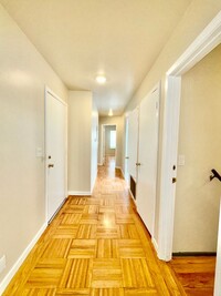 Building Photo - Beautiful Outer Sunset remodeled home, hug...