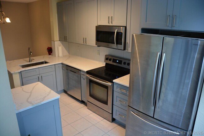 Building Photo - 4030 NW 90th Way