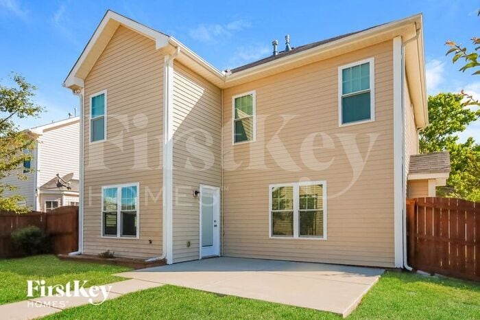 Building Photo - 8125 Rolling Meadows Ln