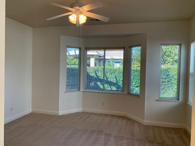 Building Photo - Beautiful Brentwood Summerset 4 Home (55+ living) - 2 Bedroom, 2 Bath