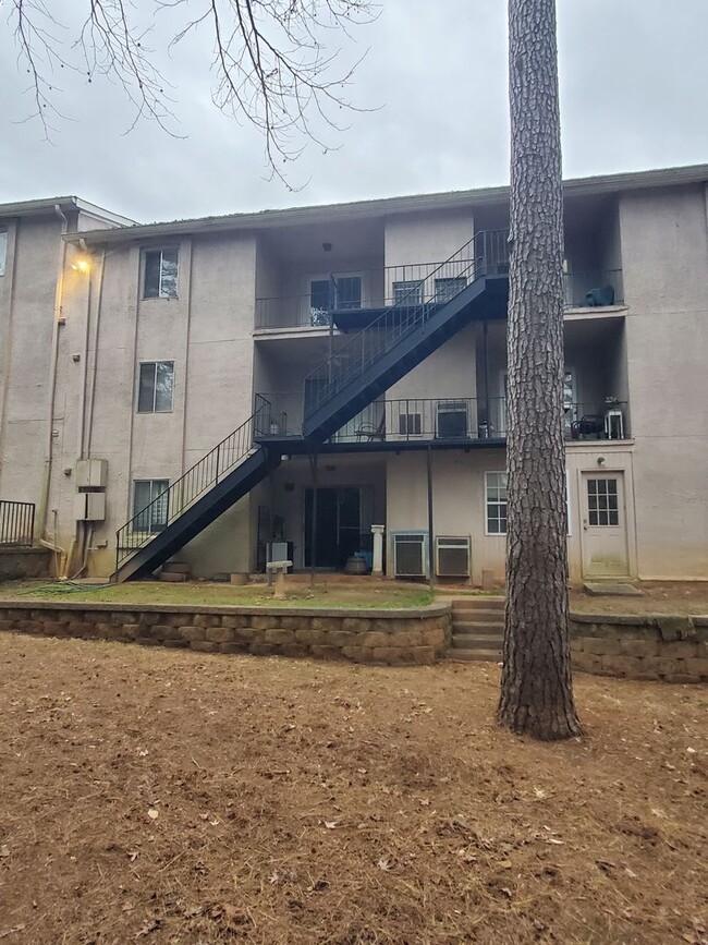 Building Photo - Open House Sunday 03/1/2026 from 3:00 PM to 3:30 PM