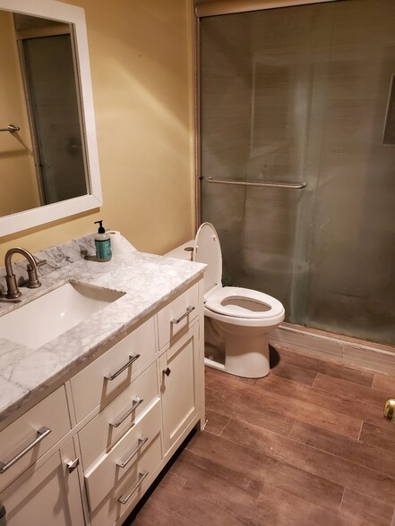 Building Photo - 4126 Hilaria Way