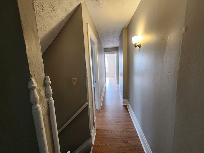 Building Photo - 363 Midland Ave