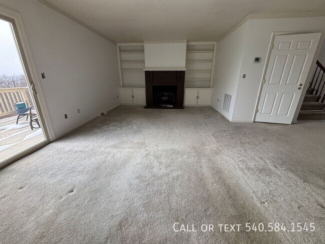 Building Photo - 3776 Kenwick Trail