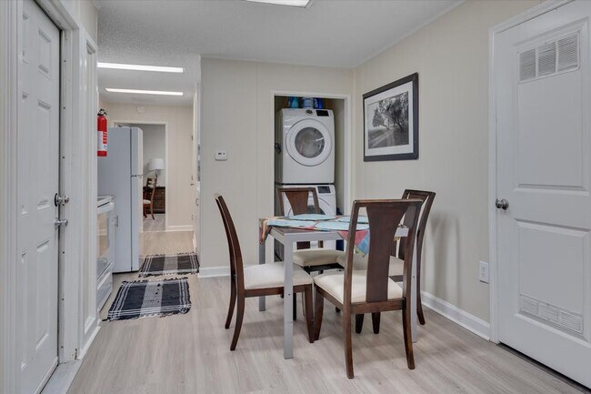 Building Photo - 4217 Neal Rd