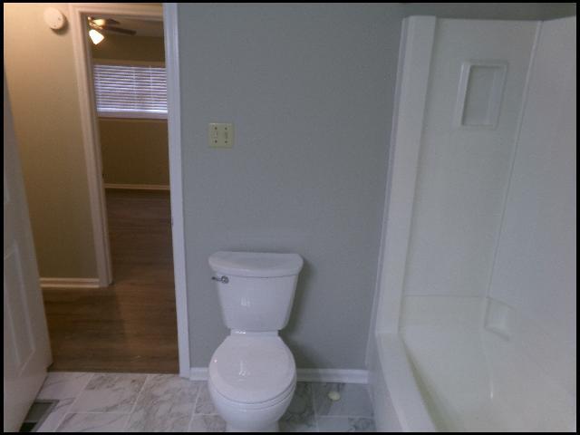 Building Photo - 1813 Sanford Dr