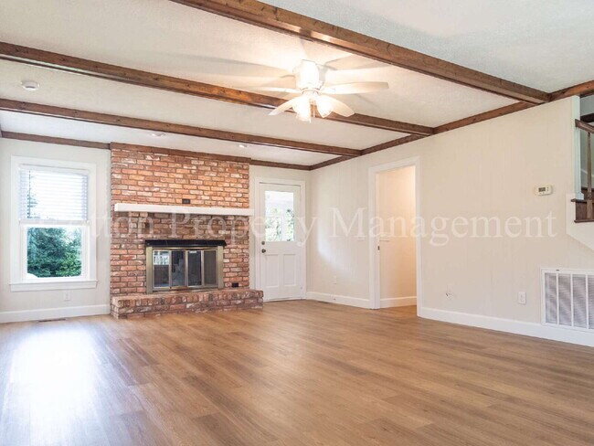 Building Photo - 4602 Terry Ln