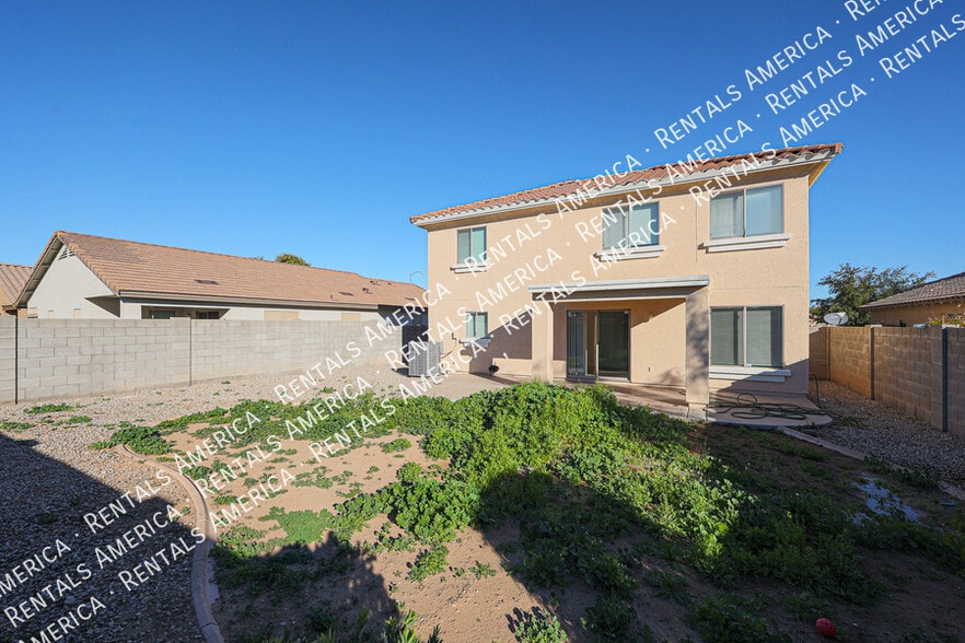 Building Photo - 17747 W Ventura St