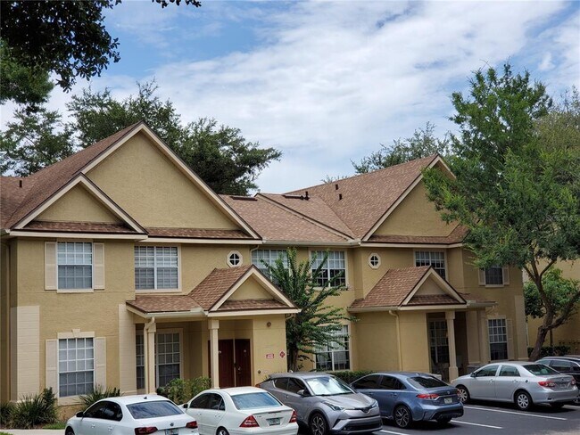Building Photo - 844 Grand Regency Pointe