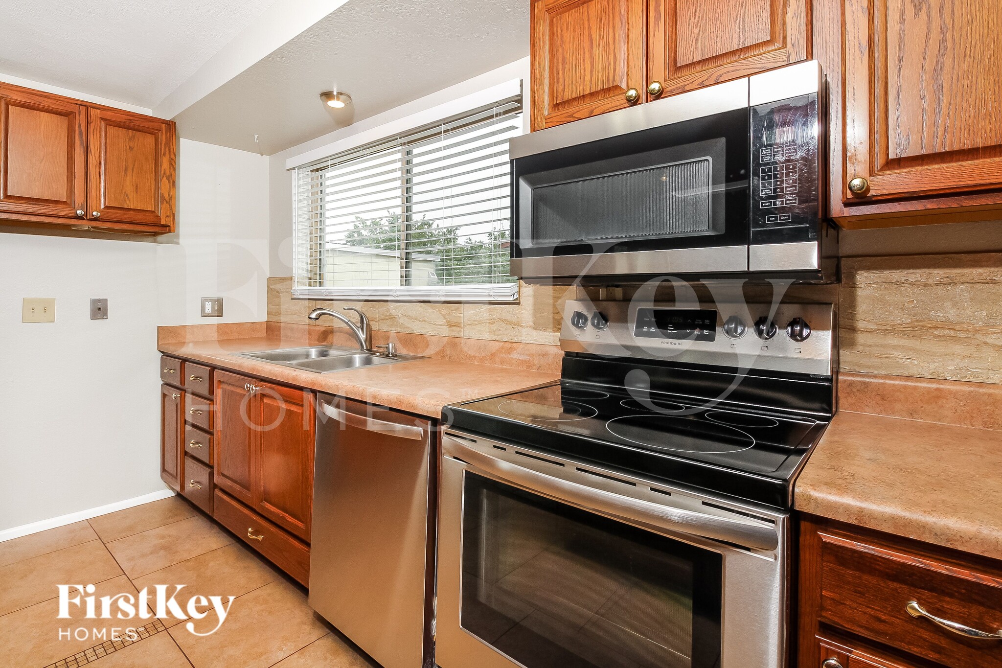 Building Photo - 9929 E Colette St