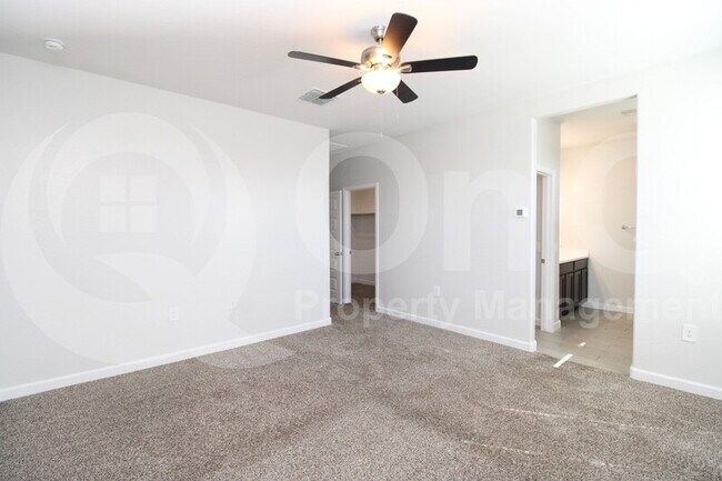 Building Photo - 24195 W Verlea Dr