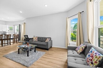 Building Photo - 87 Isabella Ave