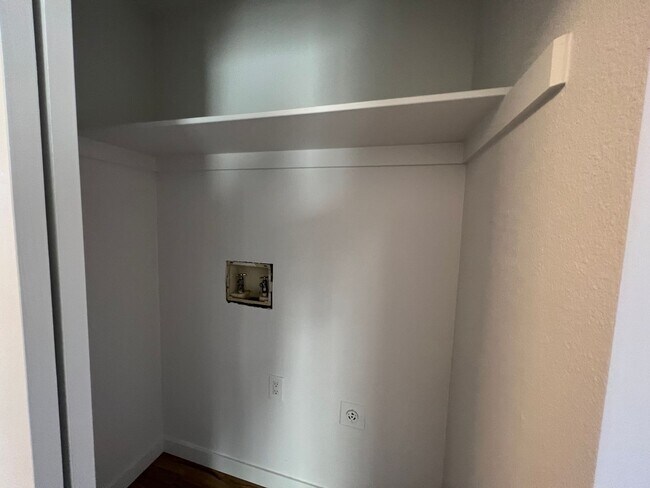 Building Photo - 1662 S Idalia Cir