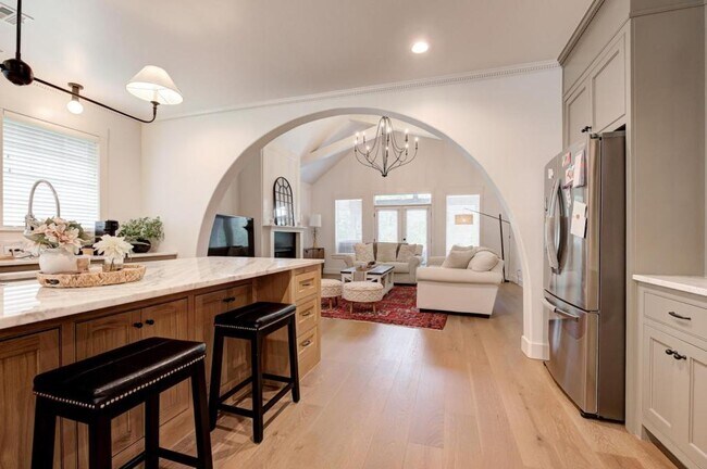 Building Photo - 4001 Stone Hl Ln