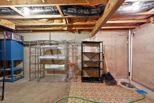 Building Photo - 85 Brookeside Pl