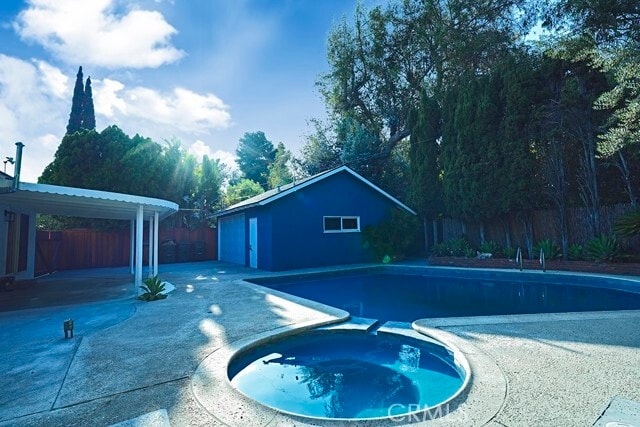 Building Photo - 2149 Victoria Dr